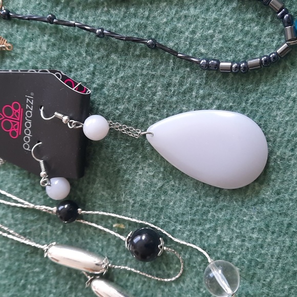 JEWELRY LOT OF 16* PAPARAZZI*VINTAGE*BOHO*FASHION - Picture 13 of 15